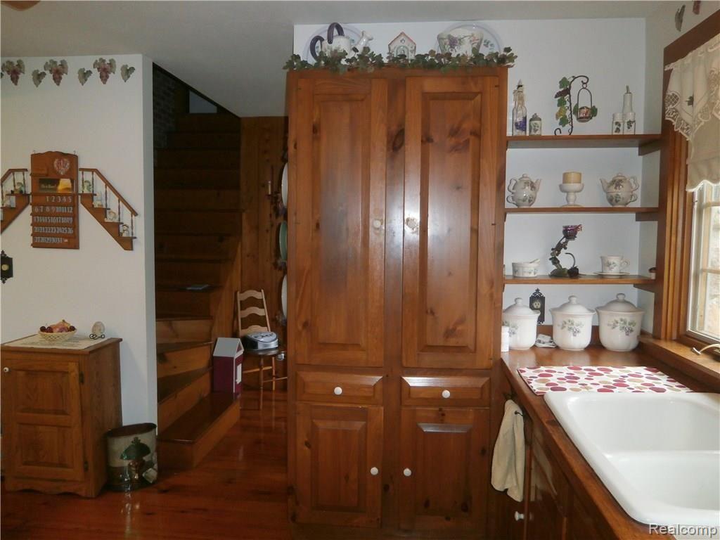 1450 West Bennington Road Owosso, MI 48867 - Photo 9 of 20 1450Bh.JPG