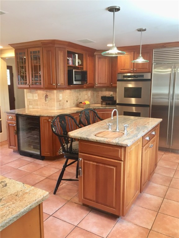 1 Manor Road Barrington, RI 02806 - Photo 4 of 37