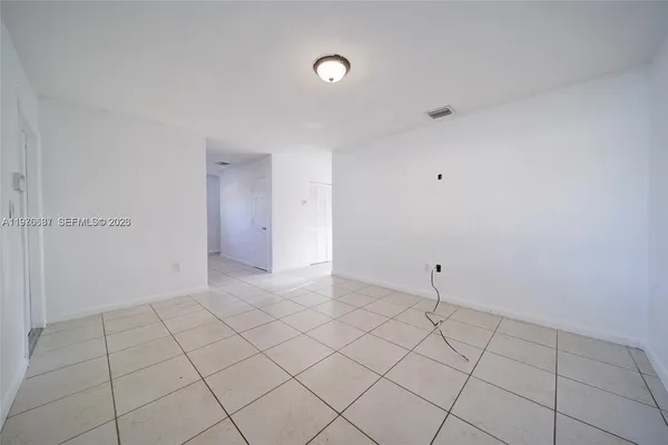 $2,415 | 10203 Northwest 12th Avenue, Unit 10203, Miami, FL 33150