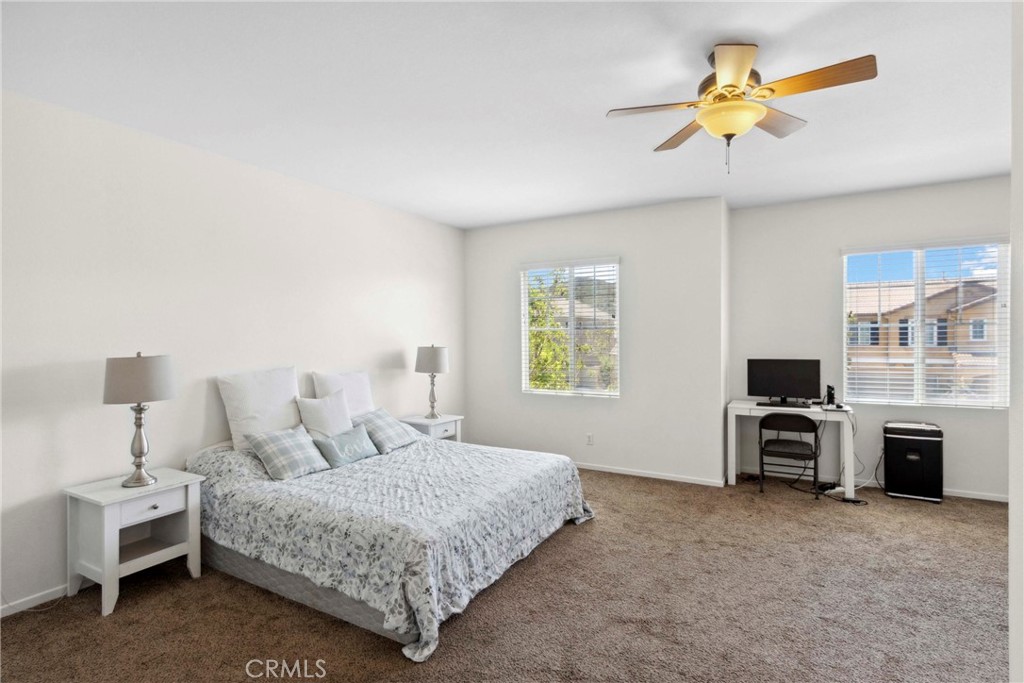 33184 Puffin Street Temecula, CA 92592 - Photo 17 of 54 Primary Suite