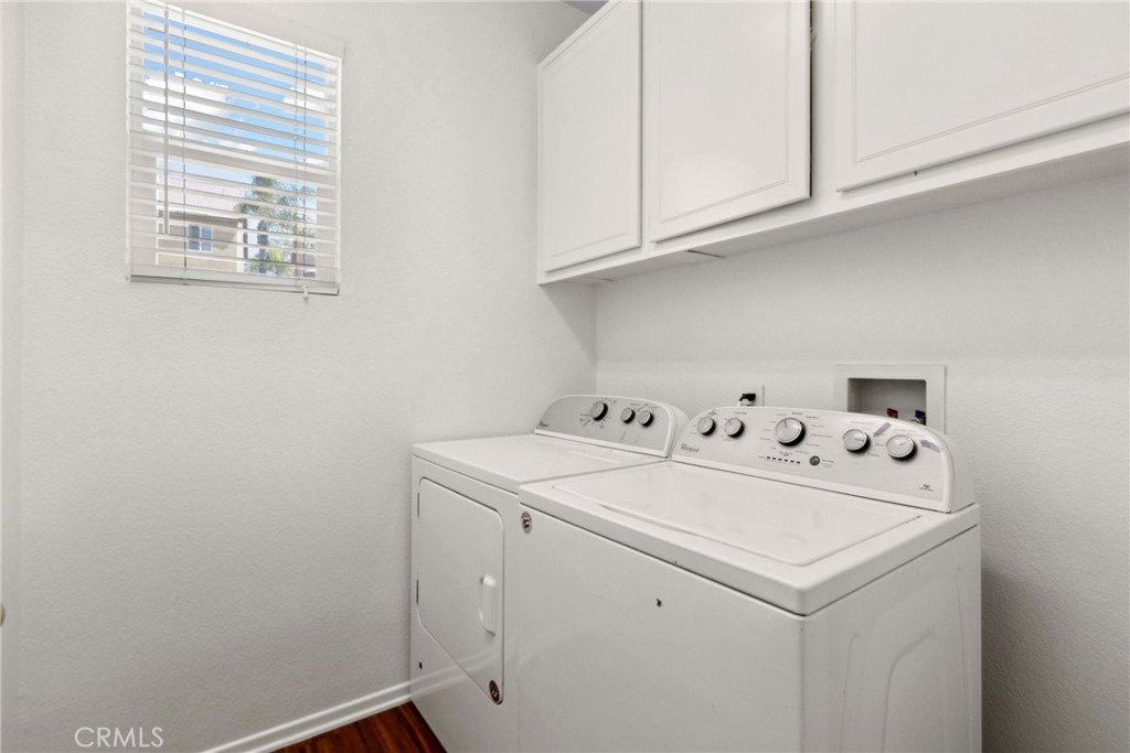 33184 Puffin Street Temecula, CA 92592 - Photo 35 of 54 Upstairs Laundry Room