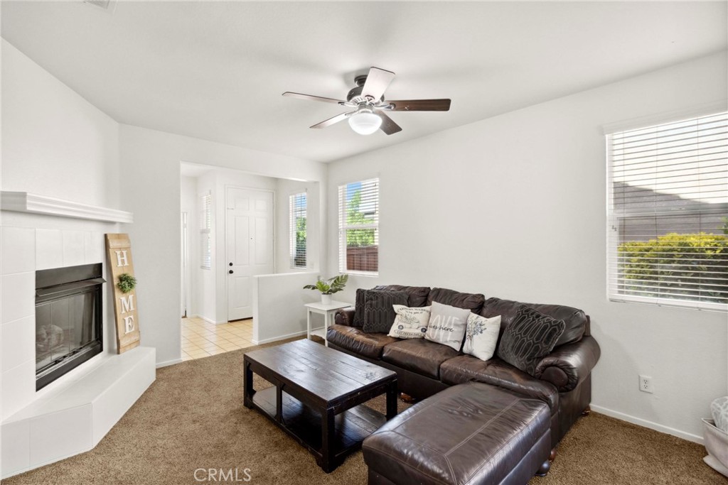 33184 Puffin Street Temecula, CA 92592 - Photo 7 of 54 Family Room