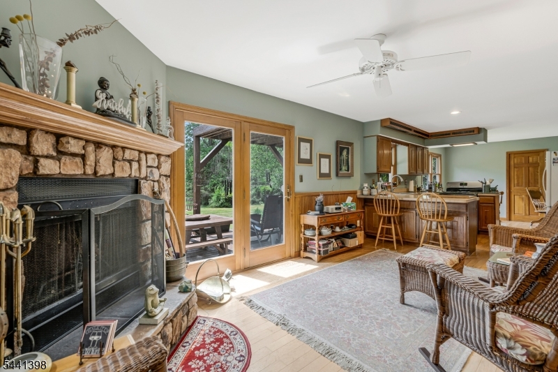 19 Renfro Road Somerset, NJ 08873 - Photo 13 of 45