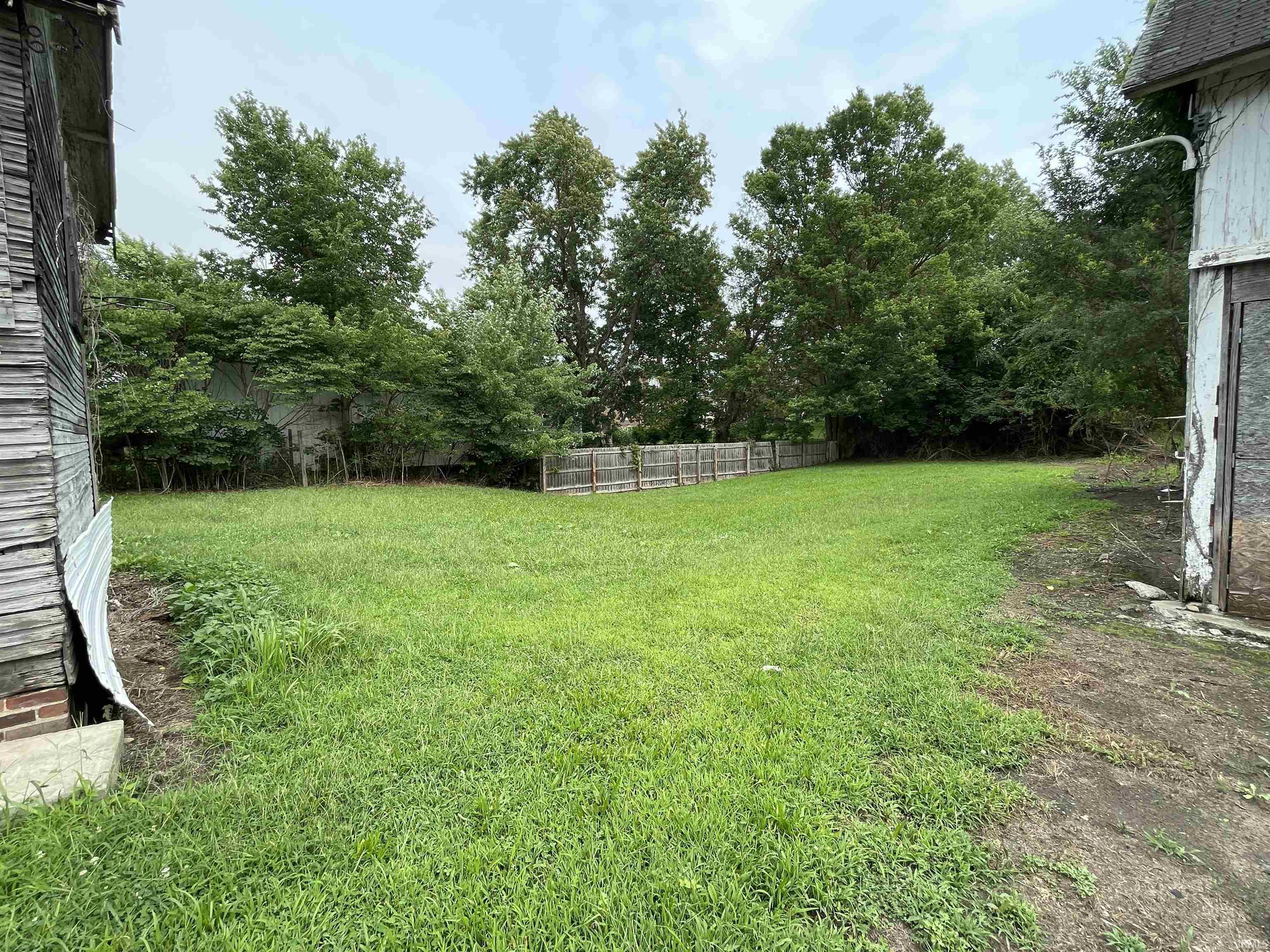 403 South River Road North Manchester, IN 46962 - Photo 10 of 30 Gallery Image 10