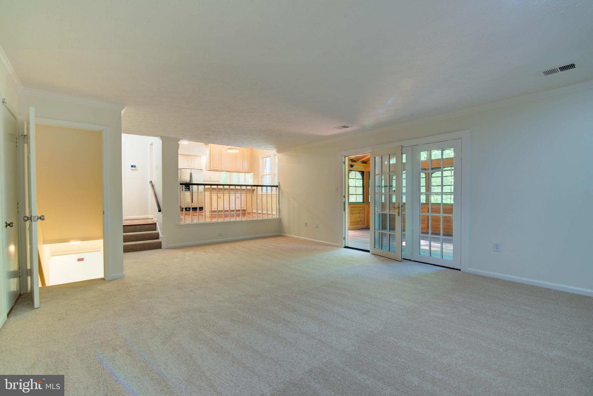 44 Carrollton Road Sterling, VA 20165 - Photo 26 of 75