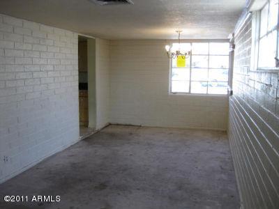 4613 East Almeria Road Phoenix, AZ 85008 - Photo 7 of 21 Family Room