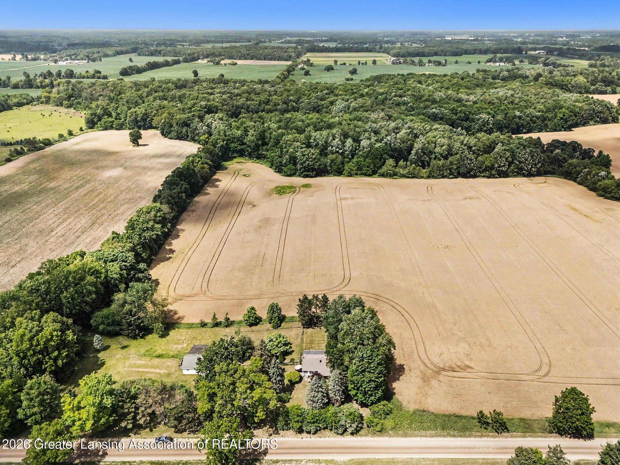 3355 East Braden Road Perry, MI 48872 - Photo 6 of 34 033_file_7506