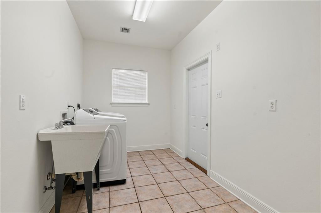1365 Ridge Way Drive Mandeville, LA 70471 - Photo 19 of 29 Gallery Image 19