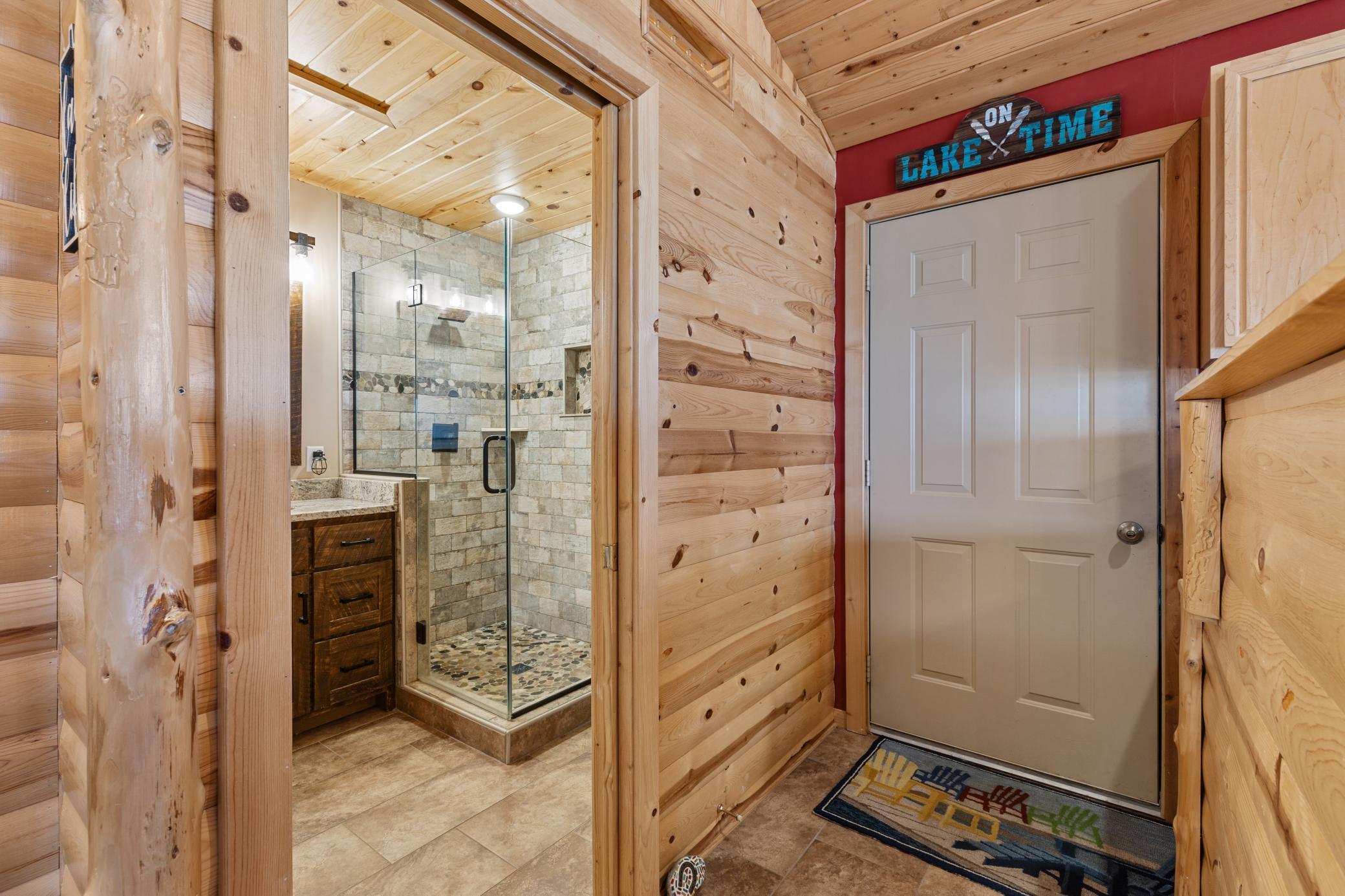 28847 Gene Road Merrifield, MN 56465 - Photo 12 of 29