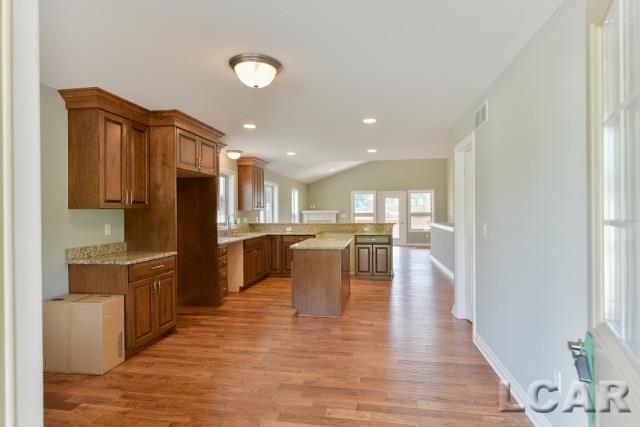 1016 Ridgeview Drive, Unit 30 Tecumseh, MI 49286 - Photo 4 of 35