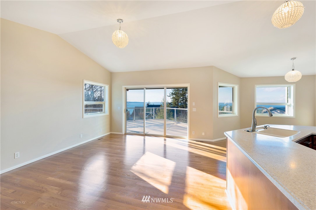 639 Briar Road Bellingham, WA 98225 - Photo 4 of 24