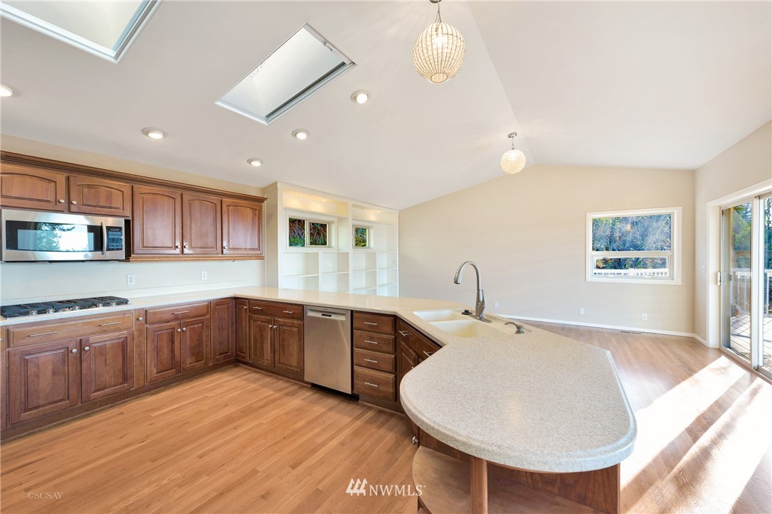 639 Briar Road Bellingham, WA 98225 - Photo 6 of 24