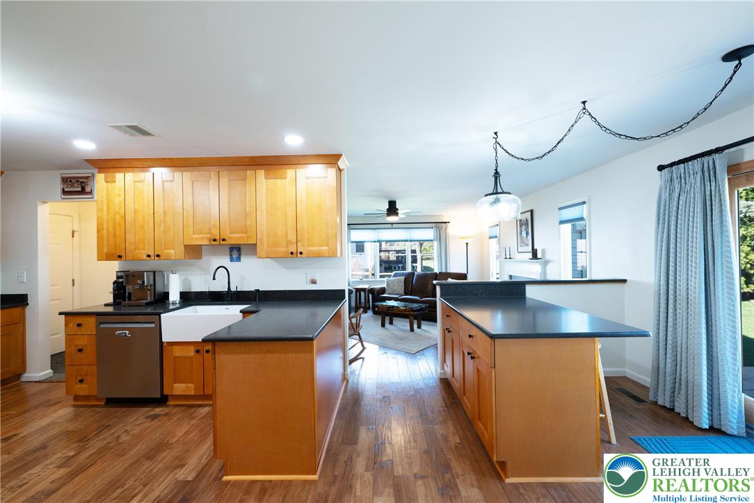 4075 Ross Road Bethlehem, PA 18020 - Photo 30 of 61 Gallery Image 30