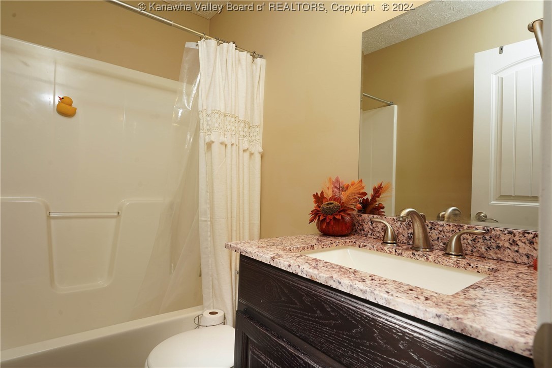 327 Joshua Way Winfield, WV 25213 - Photo 23 of 32 Gallery Image 23