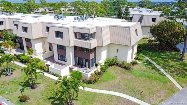 $295,000 | 1800 Southeast St Lucie Boulevard, Unit 9101, Stuart, FL 34996