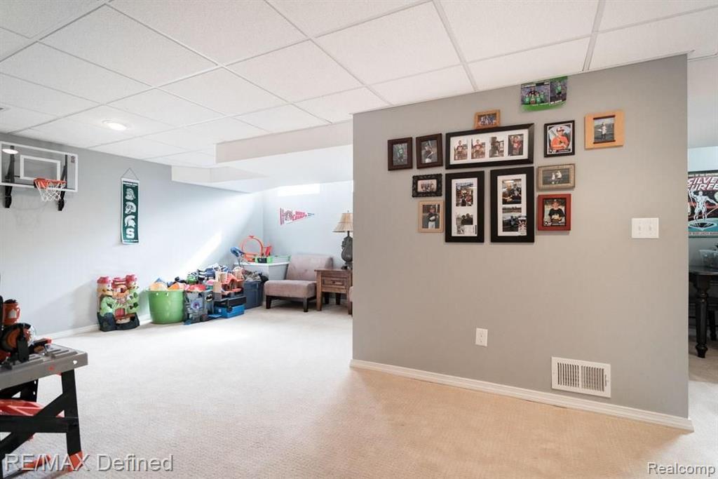 260 Coldiron Drive Rochester Hills, MI 48307 - Photo 30 of 42