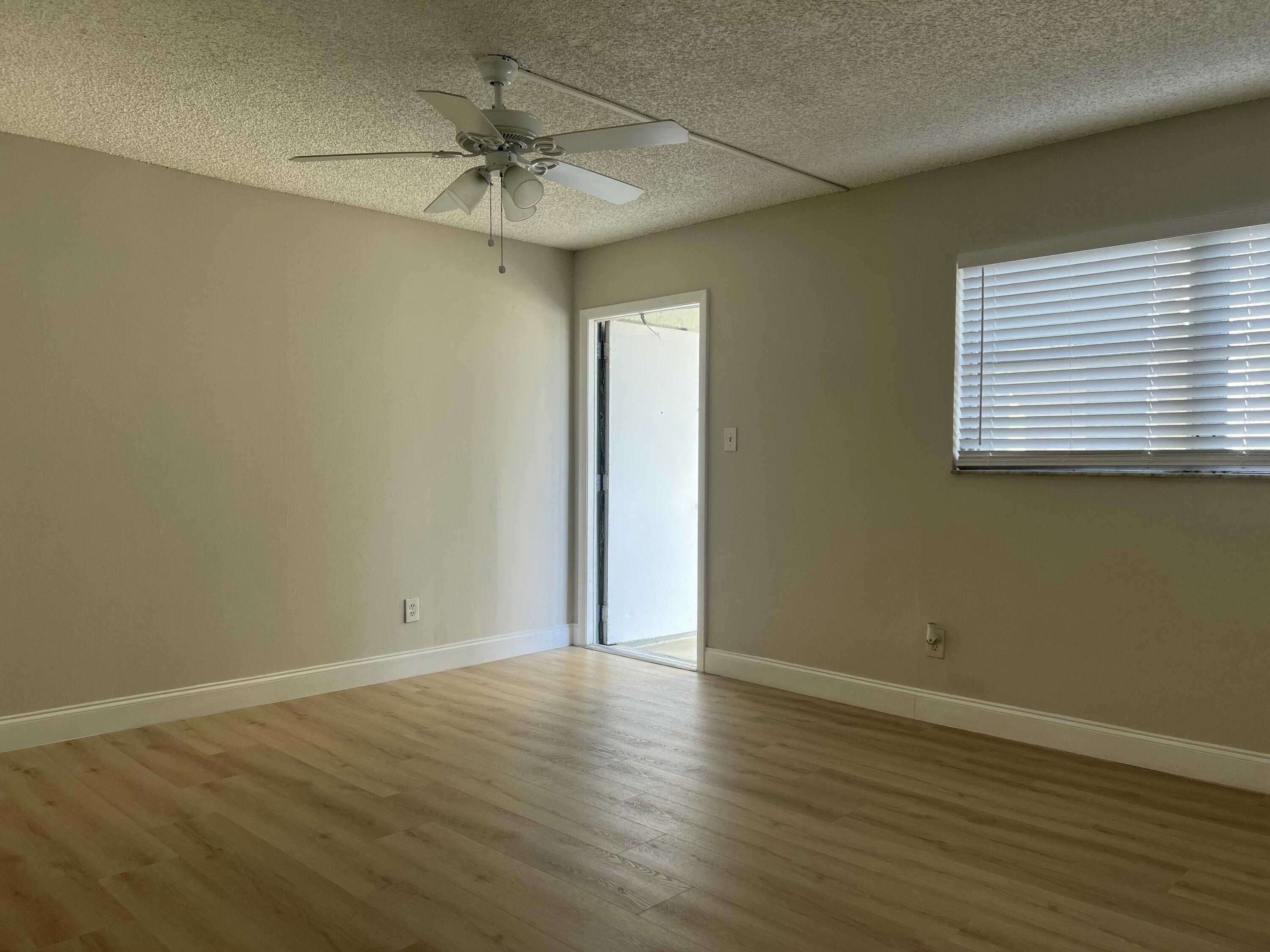 665 Glouchester Street, Unit 1 Boca Raton, FL 33487 - Photo 9 of 18 IMG_20260312_114125