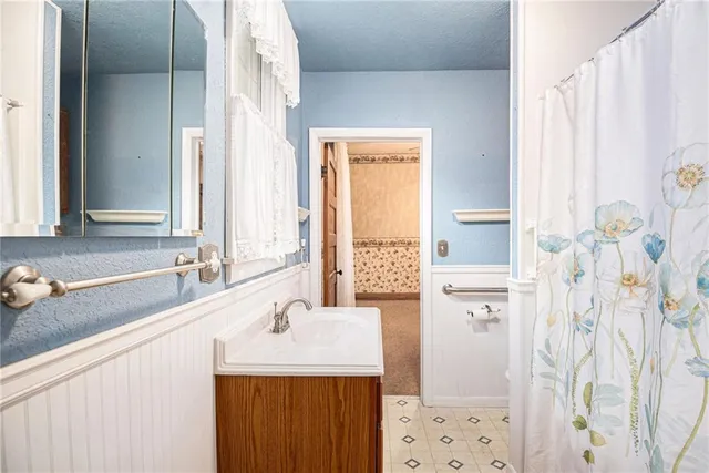 $169,900 | 2725 Duncan Street, St. Joseph, MO 64507