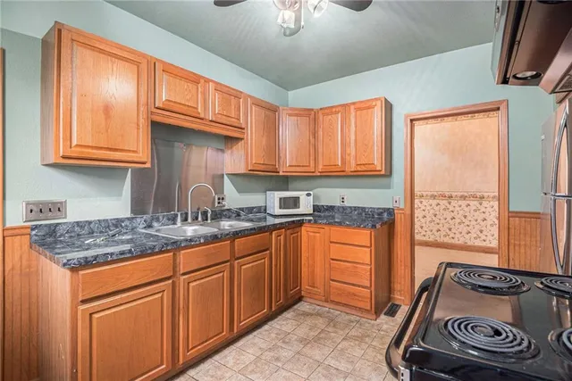 $169,900 | 2725 Duncan Street, St. Joseph, MO 64507