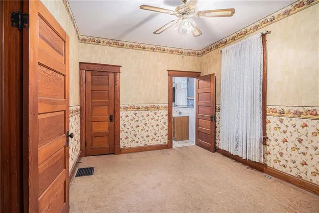 $169,900 | 2725 Duncan Street, St. Joseph, MO 64507