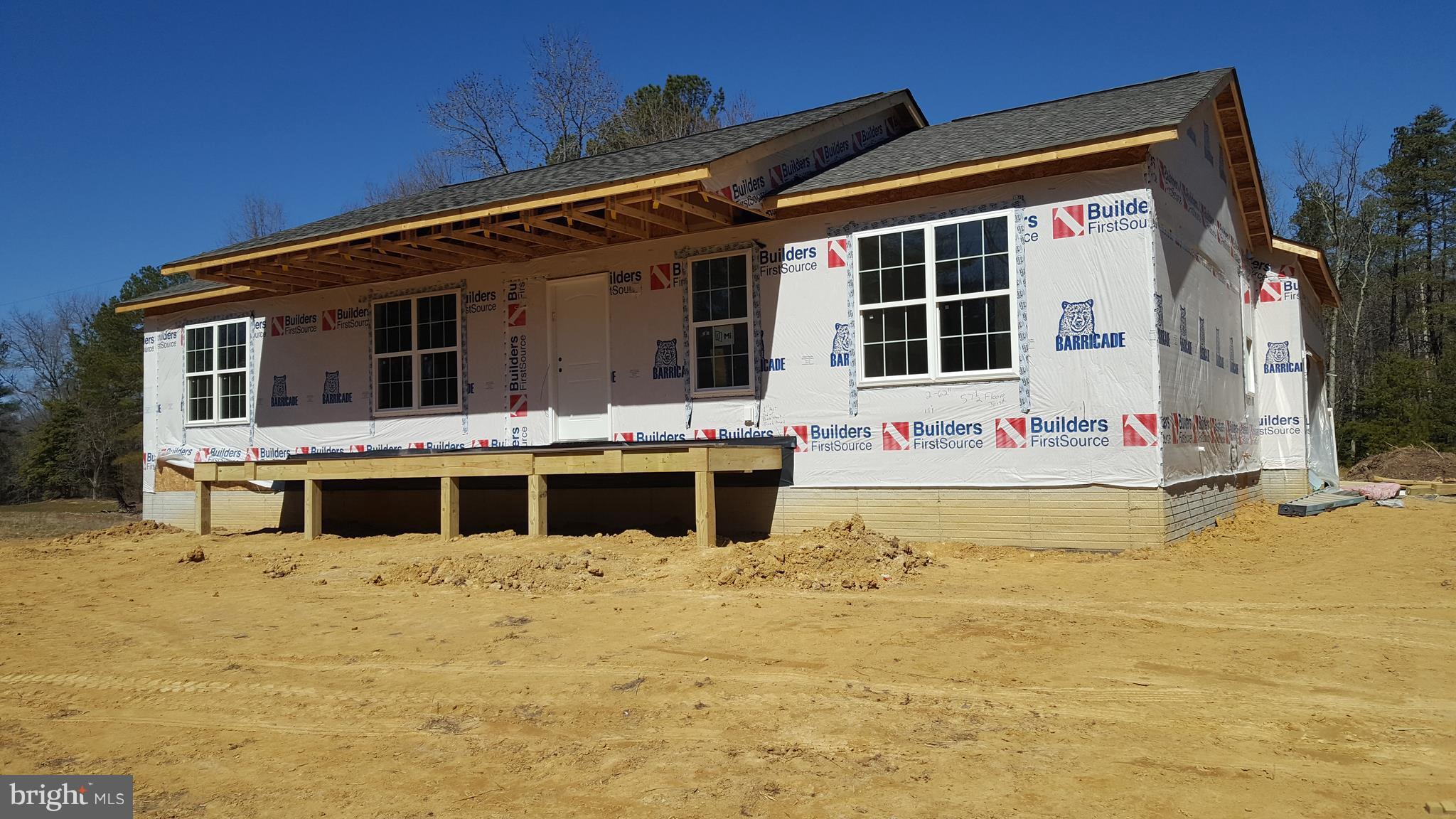 16385 Round Hill Road King George, VA 22485 - Photo 3 of 3 Exterior (Front)