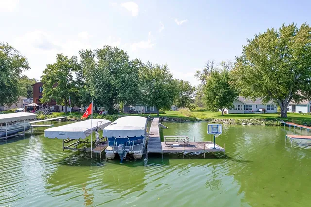 $720,000 | 3062 Shaw Court, Madison, WI 53711