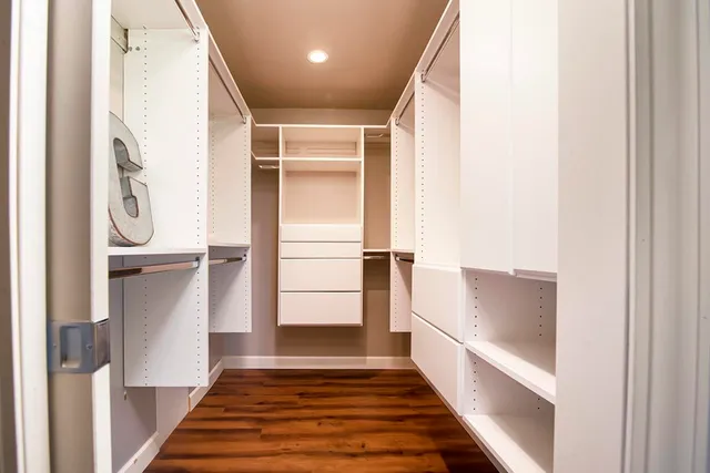 $720,000 | 3062 Shaw Court, Madison, WI 53711