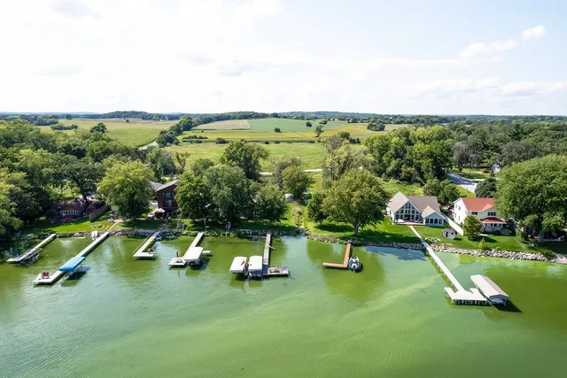 $720,000 | 3062 Shaw Court, Madison, WI 53711