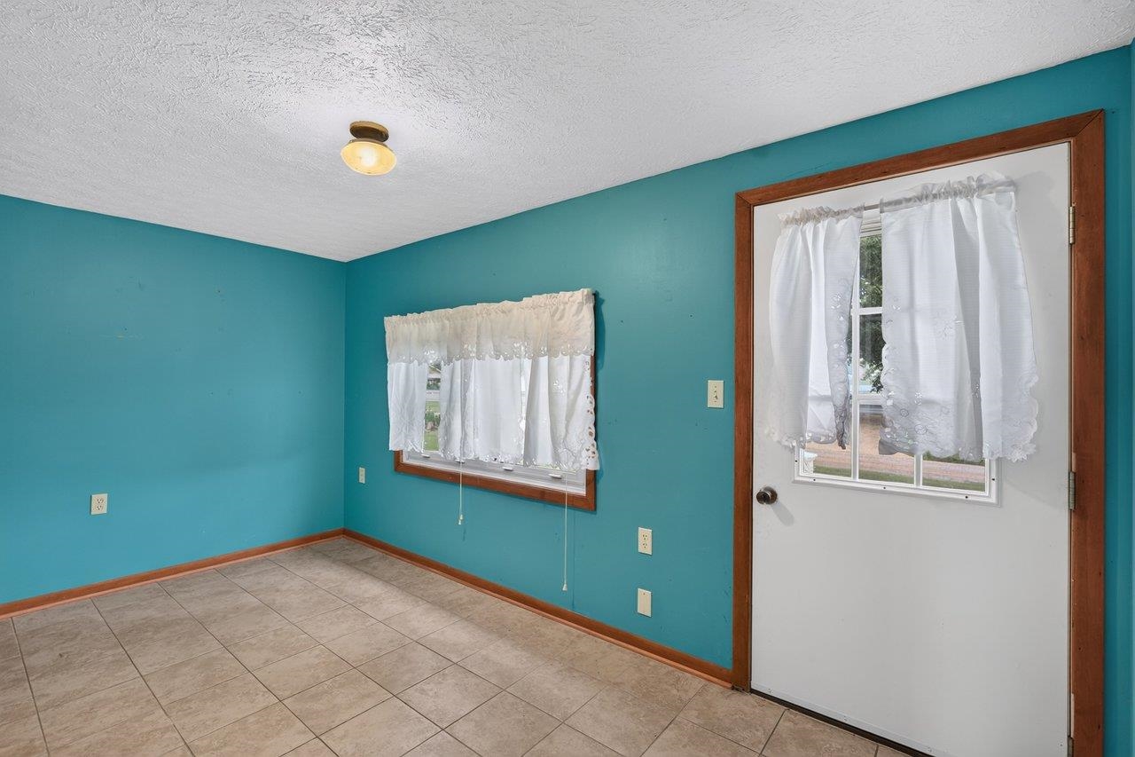 10402 Phillips Store Road Broadway, VA 22815 - Photo 4 of 68
