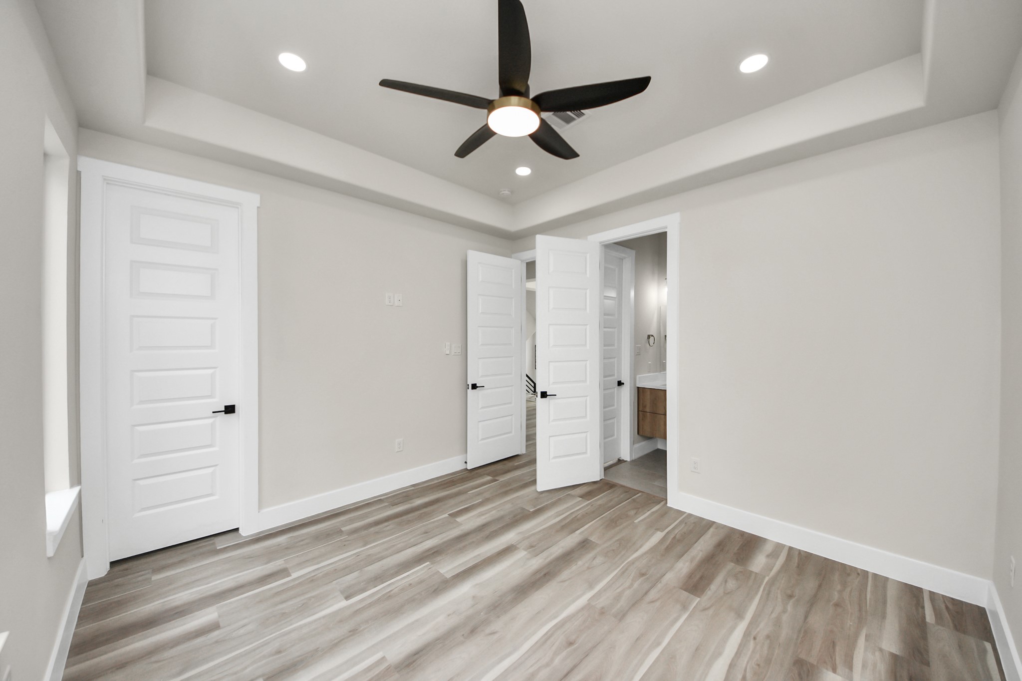 2014 Blodgett Street Houston, TX 77004 - Photo 26 of 49 a view of an empty room and wooden floor