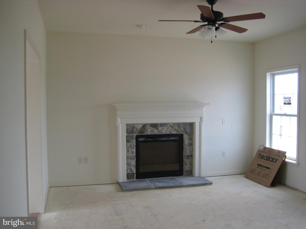49 Tulpy View Road, Unit 14 Womelsdorf, PA 19567 - Photo 3 of 19 Gallery Image 3