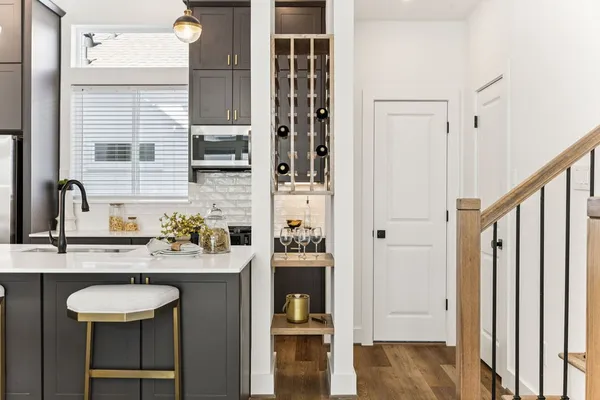 $2,999 | 2125 Hoskins Drive, Unit B, Houston, TX 77080