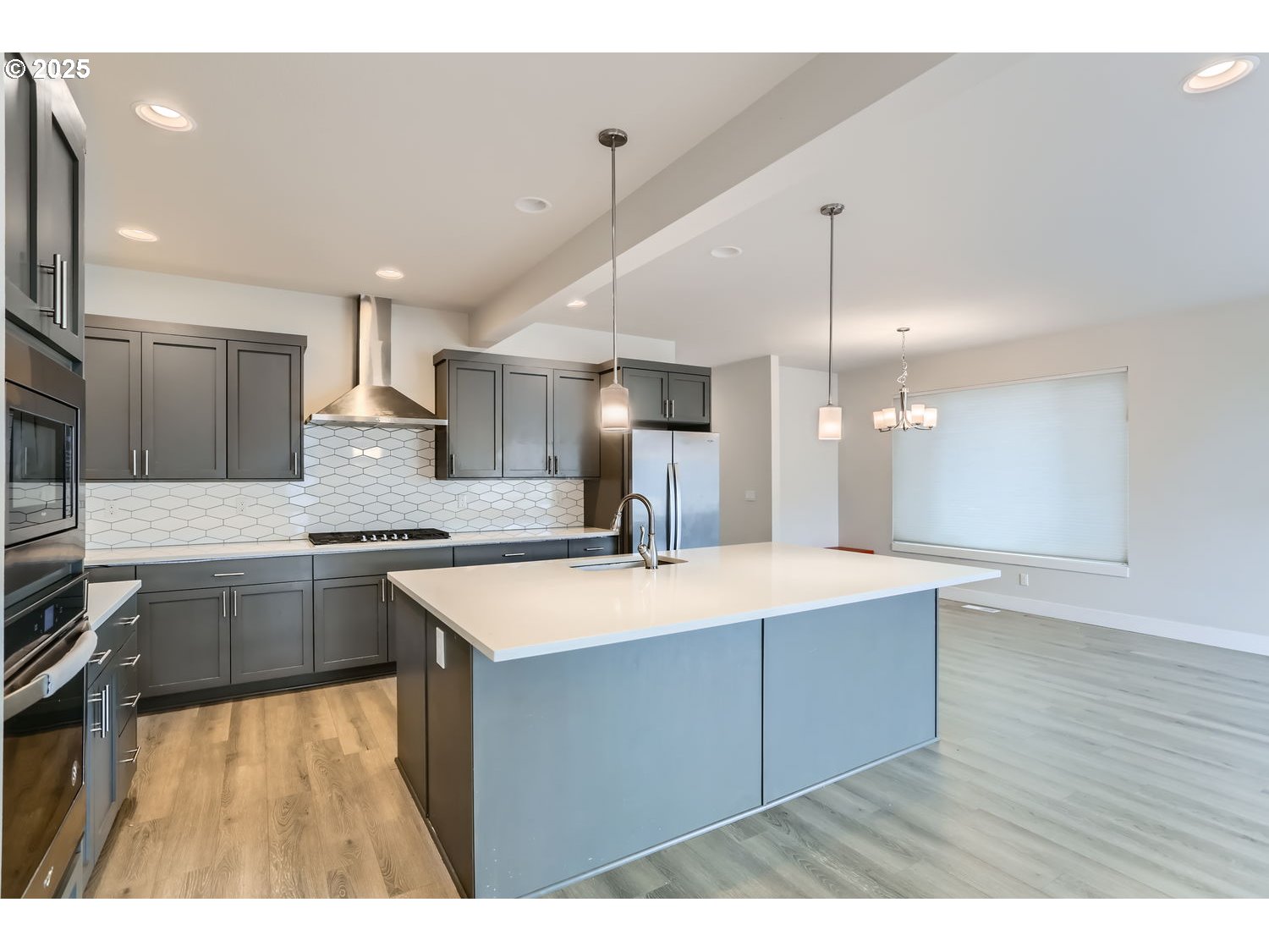 4277 Southeast Reed Avenue Hillsboro, OR 97123 - Photo 13 of 28