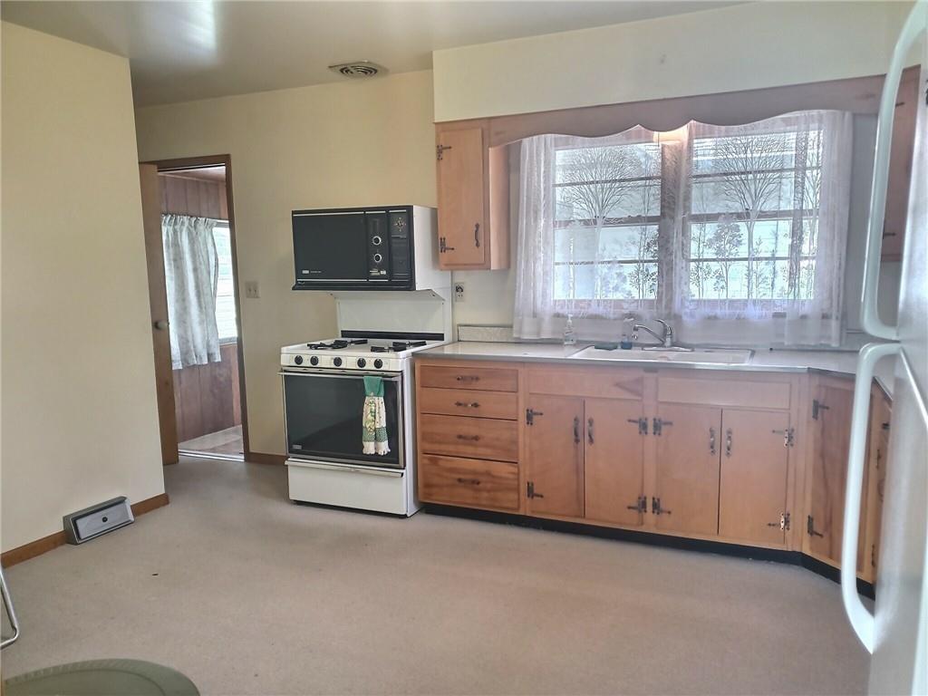 1224 Rocky Ford Road Columbus, IN 47203 - Photo 6 of 18 Gallery Image 6