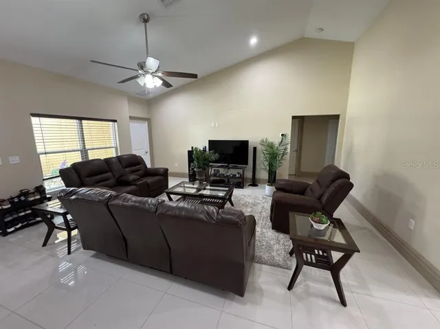 $465,000 | 2809 Southeast 27th Avenue, Okeechobee, FL 34974