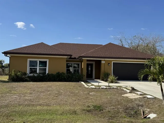$465,000 | 2809 Southeast 27th Avenue, Okeechobee, FL 34974