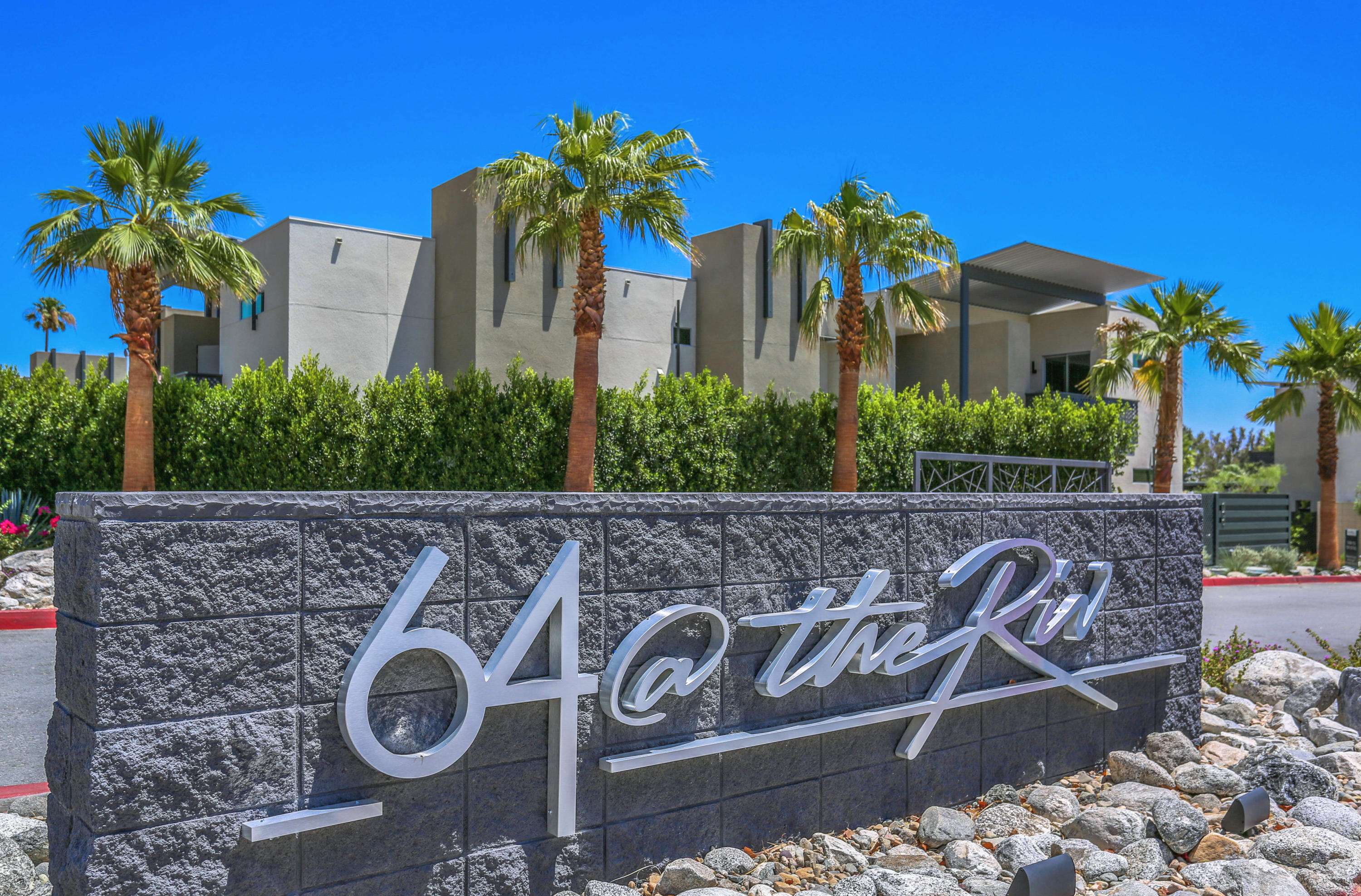 223 The Riv Palm Springs, CA 92262 - Photo 8 of 8 Entry