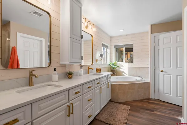 $1,095,000 | 105 Tierra Vista Drive, Durango, CO 81301