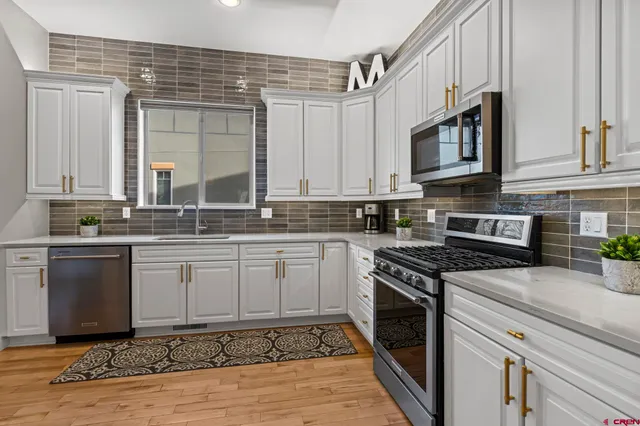 $1,195,000 | 105 Tierra Vista Drive, Durango, CO 81301