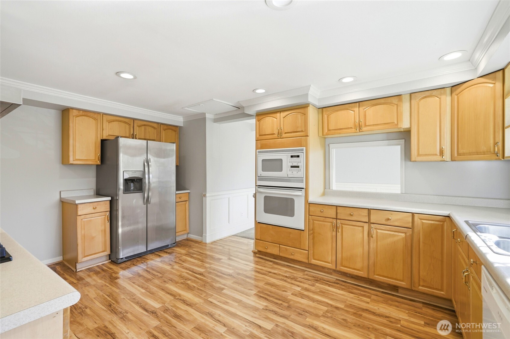 7919 194th Place Southwest Edmonds, WA 98026 - Photo 11 of 38