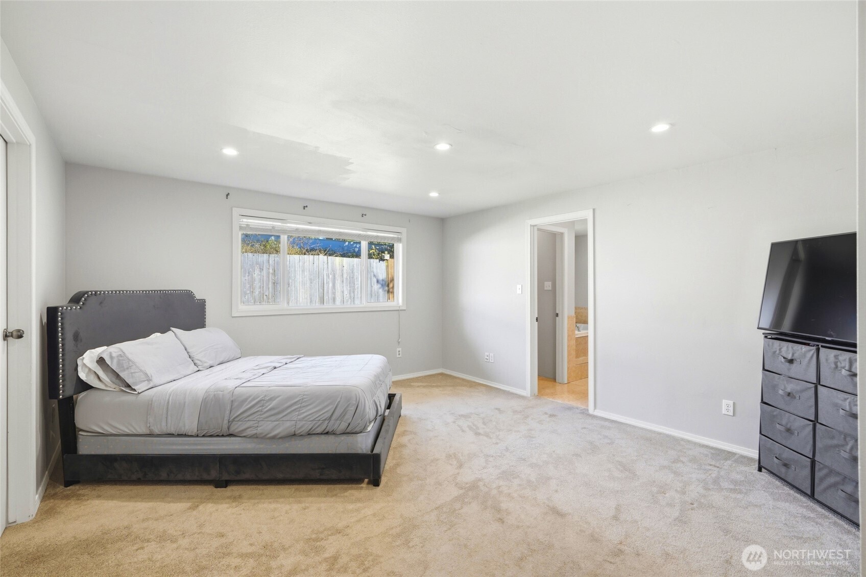 7919 194th Place Southwest Edmonds, WA 98026 - Photo 13 of 38