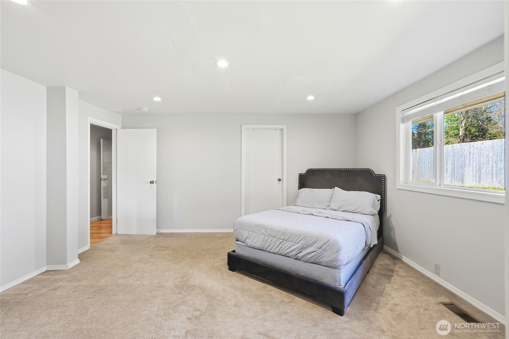 7919 194th Place Southwest Edmonds, WA 98026 - Photo 14 of 38