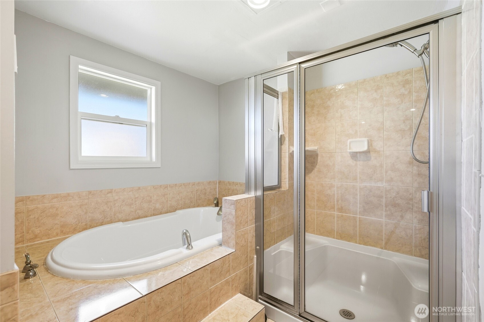 7919 194th Place Southwest Edmonds, WA 98026 - Photo 16 of 38