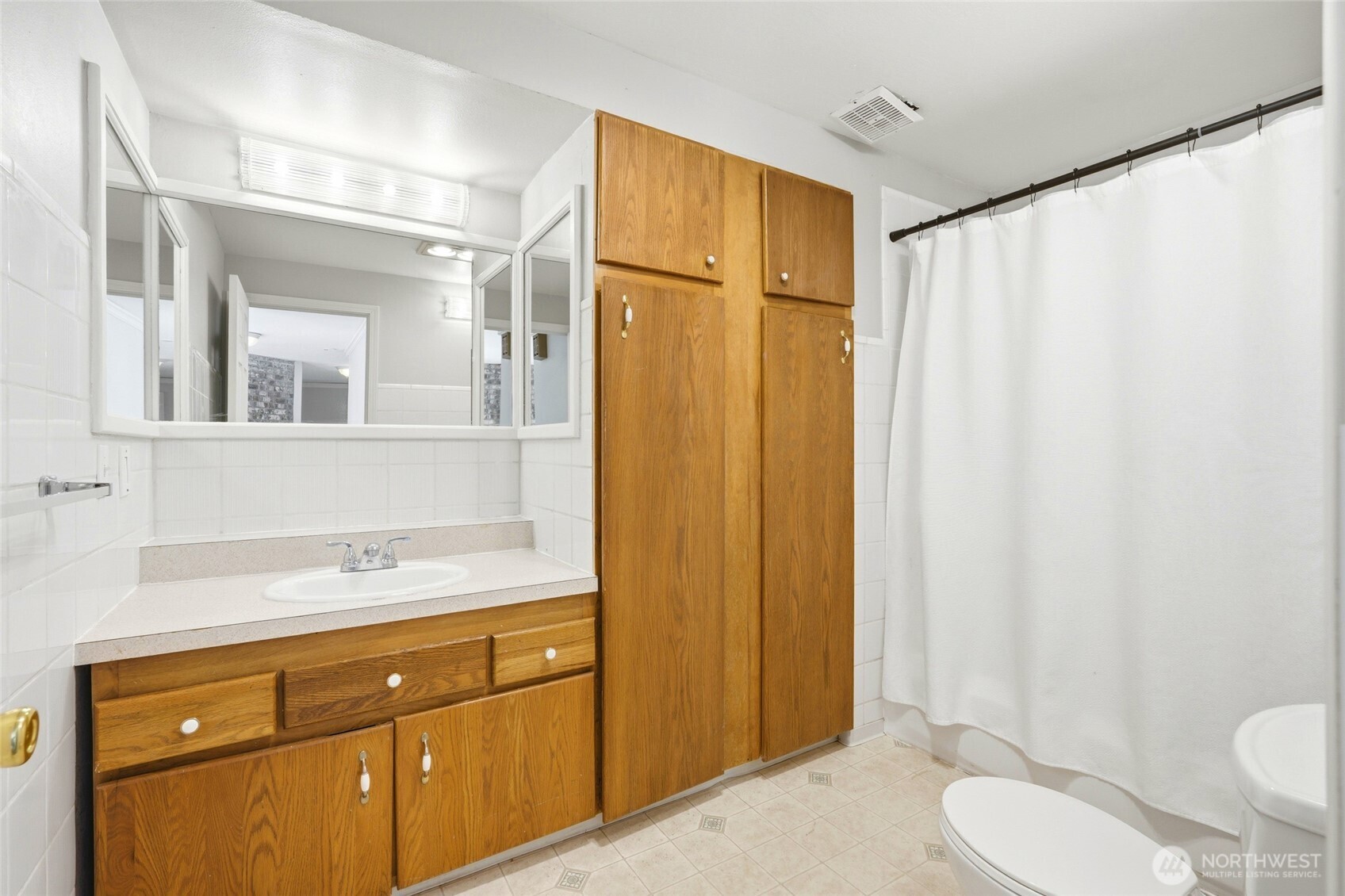 7919 194th Place Southwest Edmonds, WA 98026 - Photo 20 of 38