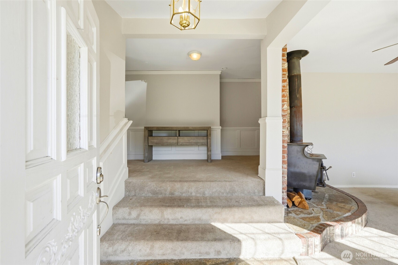 7919 194th Place Southwest Edmonds, WA 98026 - Photo 3 of 38