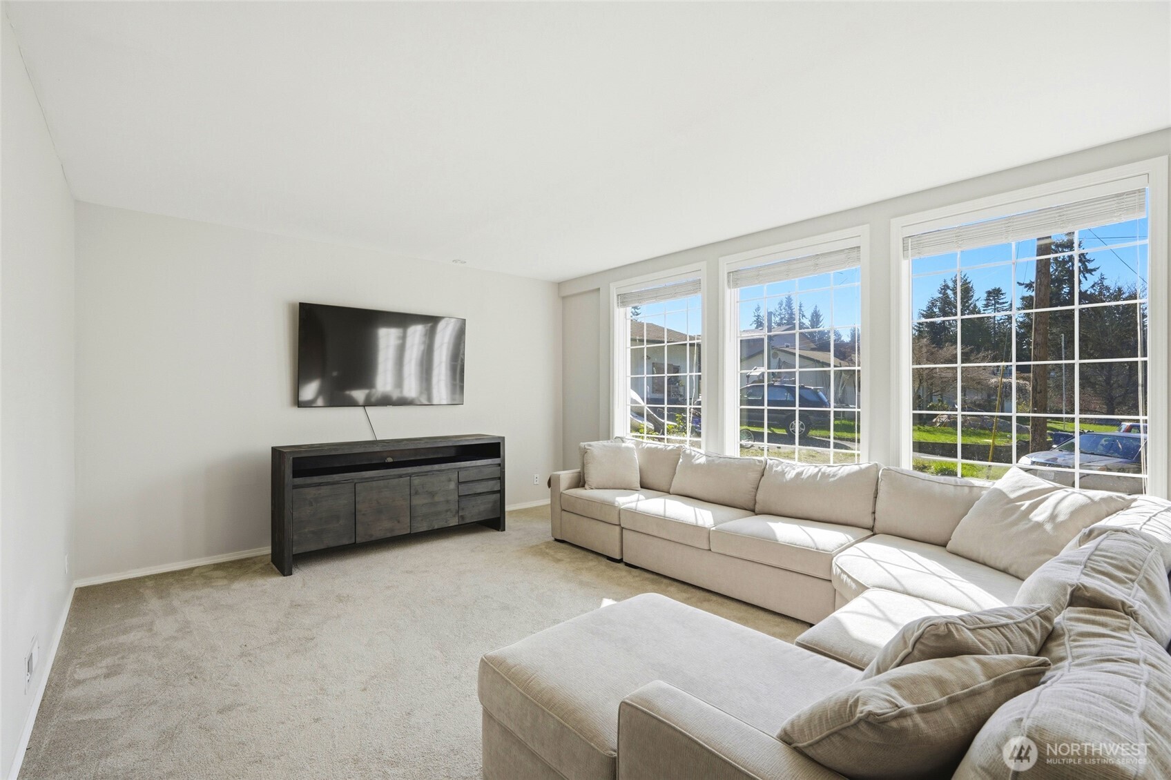 7919 194th Place Southwest Edmonds, WA 98026 - Photo 5 of 38