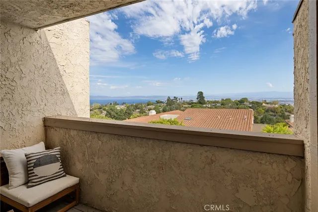 $1,350,000 | 58 Hilltop Circle, Rancho Palos Verdes, CA 90275