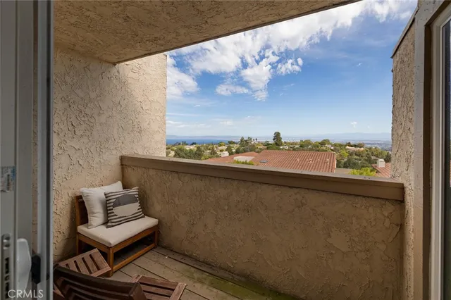 $1,350,000 | 58 Hilltop Circle, Rancho Palos Verdes, CA 90275
