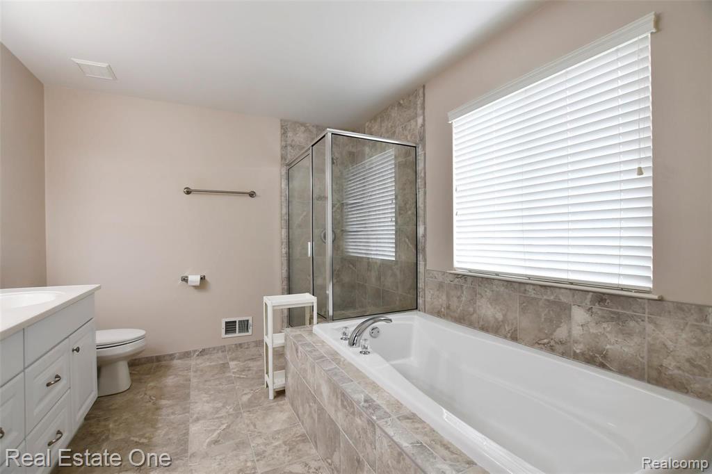 3202 Everett Drive Rochester Hills, MI 48307 - Photo 19 of 28
