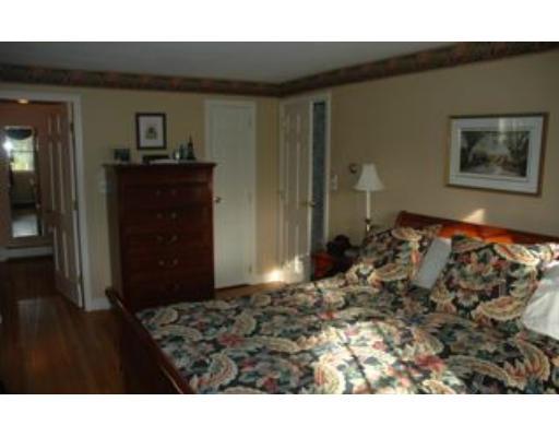 15 Stagecoach Road Medfield, MA 02052 - Photo 6 of 7 Gallery Image 6